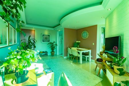 Apartamento à venda com 55m², 2 quartos e 1 vaga