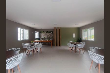 Apartamento para alugar com 45m², 2 quartos e 1 vaga Apartamento para alugar com 45m², 2 quartos e 1 vagaÁrea comum - Salão de festas