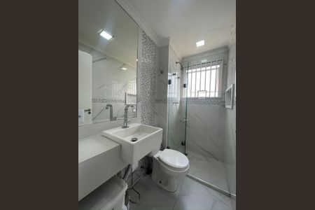 Apartamento à venda com 67m², 3 quartos e 2 vagasBanheiro