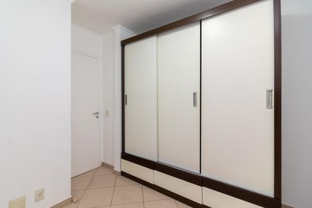 Apartamento para alugar com 47m², 2 quartos e 1 vaga Apartamento para alugar com 47m², 2 quartos e 1 vagaQuarto 2