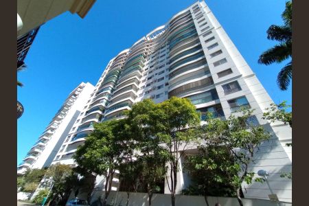 Apartamento para alugar com 110m², 3 quartos e 2 vagasFachada