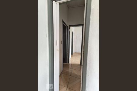 Casa para alugar com 90m², 3 quartos e 3 vagas Casa para alugar com 90m², 3 quartos e 3 vagasEntrada