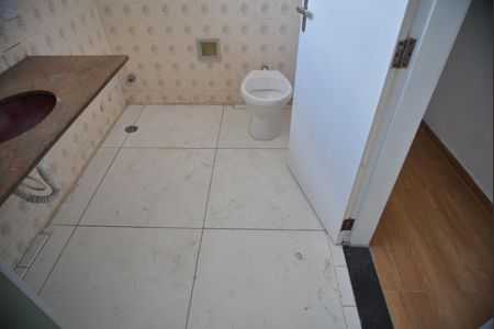 Casa à venda com 240m², 3 quartos e sem vagaBanheiro Social