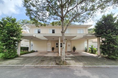 Casa de condomínio à venda com 223m², 3 quartos e 4 vagas Casa de condomínio à venda com 223m², 3 quartos e 4 vagasfachada da casa