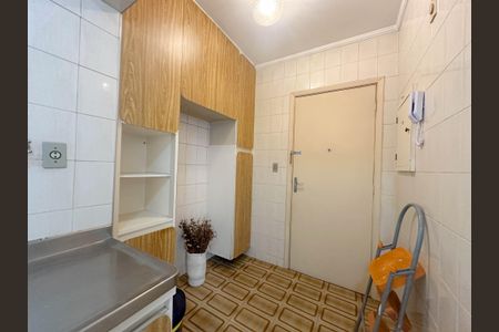 Apartamento para alugar com 120m², 2 quartos e 2 vagasCozinha
