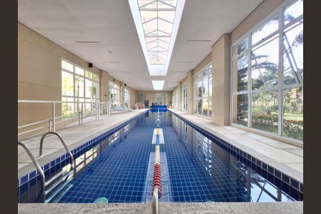 Apartamento à venda com 224m², 4 quartos e 4 vagasPiscina coberta 