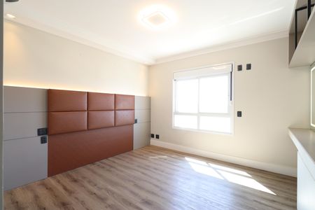 Apartamento à venda com 224m², 4 quartos e 4 vagasSuite 4