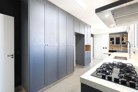 Apartamento à venda com 224m², 4 quartos e 4 vagasCozinha 