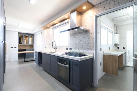 Apartamento à venda com 224m², 4 quartos e 4 vagasCozinha 