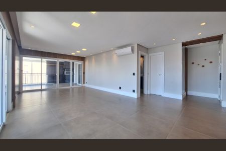 Sala de apartamento à venda com 4 quartos, 224m² em Vila Romana, São Paulo