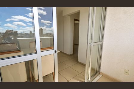 Apartamento para alugar com 60m², 2 quartos e 2 vagasVaranda