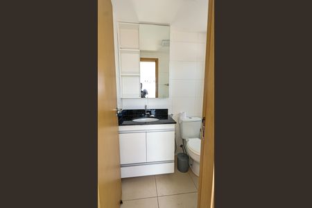 Apartamento para alugar com 60m², 2 quartos e 2 vagasBanheiro da Suíte