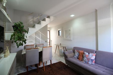 Casa para alugar com 62m², 2 quartos e 1 vagaSala