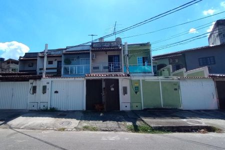 Casa para alugar com 62m², 2 quartos e 1 vaga Casa para alugar com 62m², 2 quartos e 1 vagaFachada