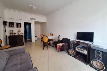 Apartamento à venda com 123m², 3 quartos e sem vaga Apartamento à venda com 123m², 3 quartos e sem vagaSala