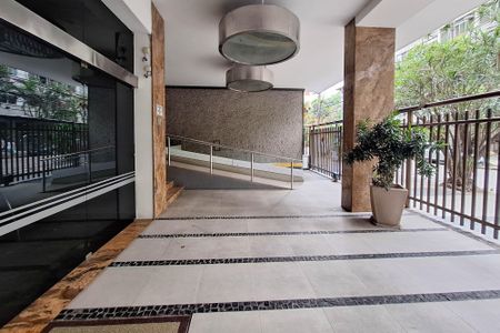 Apartamento à venda com 123m², 3 quartos e sem vaga Apartamento à venda com 123m², 3 quartos e sem vagaÁrea comum