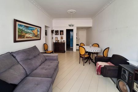 Apartamento à venda com 123m², 3 quartos e sem vaga Apartamento à venda com 123m², 3 quartos e sem vagaSala