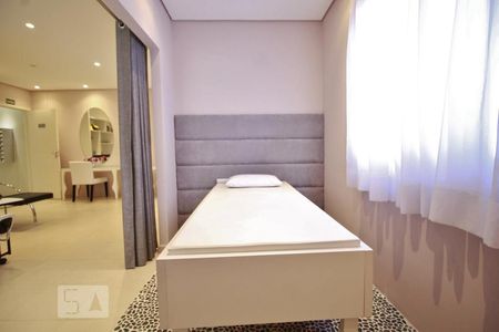 Apartamento à venda com 148m², 2 quartos e 1 vaga Apartamento à venda com 148m², 2 quartos e 1 vagaespaço mulher