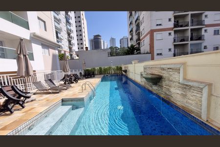 Apartamento à venda com 148m², 2 quartos e 1 vaga Apartamento à venda com 148m², 2 quartos e 1 vagaÁrea comum - Piscina