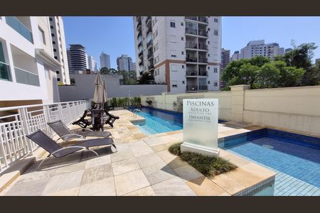 Apartamento à venda com 148m², 2 quartos e 1 vaga Apartamento à venda com 148m², 2 quartos e 1 vagaÁrea comum - Piscina
