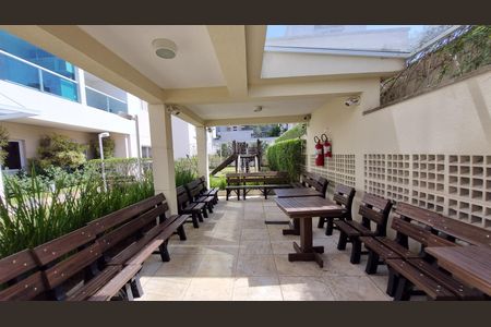 Apartamento à venda com 148m², 2 quartos e 1 vaga Apartamento à venda com 148m², 2 quartos e 1 vagaÁrea comum - Churrasqueira