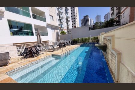 Apartamento à venda com 148m², 2 quartos e 1 vaga Apartamento à venda com 148m², 2 quartos e 1 vagaÁrea comum - Piscina