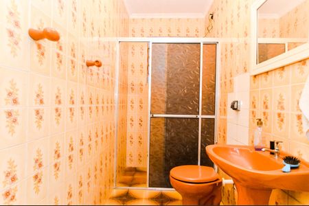 Casa à venda com 176m², 2 quartos e 2 vagasBanheiro Social 2