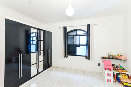 Casa à venda com 176m², 2 quartos e 2 vagasQuarto 1