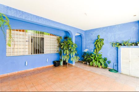 Casa à venda com 176m², 2 quartos e 2 vagasGaragem