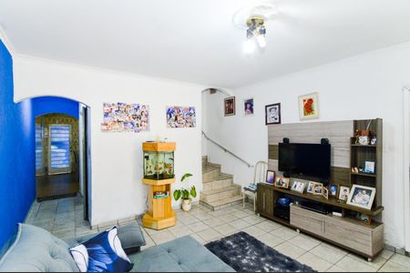 Casa à venda com 176m², 2 quartos e 2 vagasSala