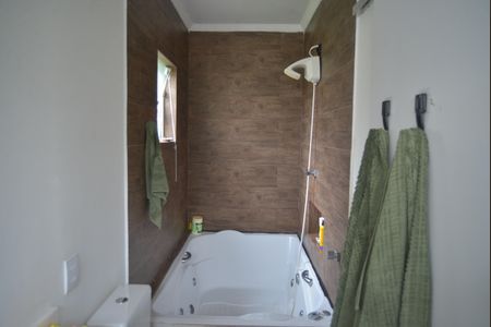 Casa para alugar com 190m², 3 quartos e 2 vagasBanheiro da Suíte