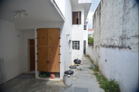 Casa para alugar com 190m², 3 quartos e 2 vagasQuintal