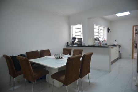 Casa para alugar com 190m², 3 quartos e 2 vagasCozinha