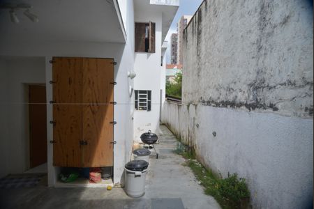 Casa para alugar com 190m², 3 quartos e 2 vagasQuintal