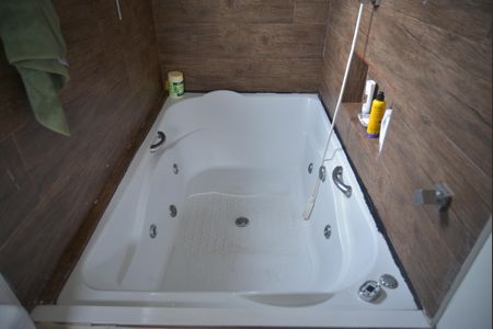 Casa para alugar com 190m², 3 quartos e 2 vagasBanheira