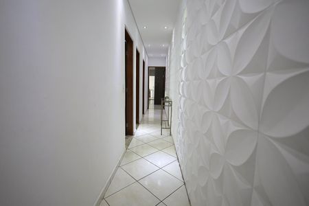 Casa à venda com 158m², 3 quartos e 2 vagasCorredor