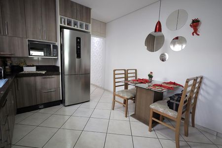 Casa à venda com 158m², 3 quartos e 2 vagasCozinha