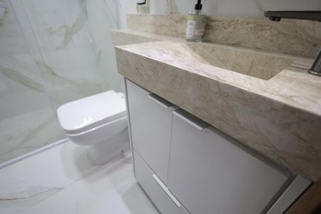 Casa à venda com 158m², 3 quartos e 2 vagasBanheiro