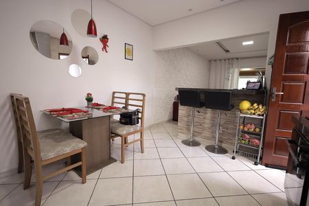 Casa à venda com 158m², 3 quartos e 2 vagasCozinha