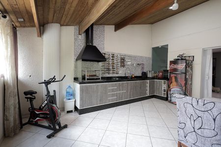 Casa à venda com 158m², 3 quartos e 2 vagasSacada Gourmet