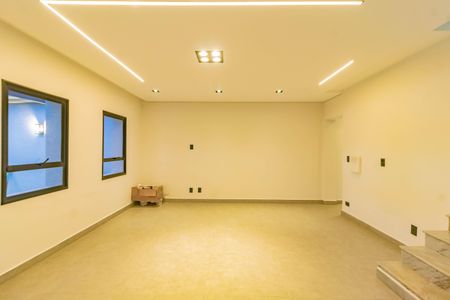 Casa à venda com 3 quartos, 180m² em Vila Paulista, São Paulo