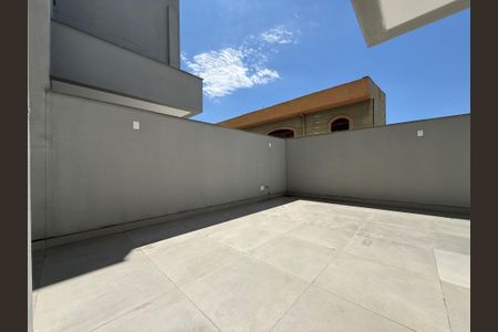 Apartamento à venda com 97m², 2 quartos e 2 vagasÁrea externa