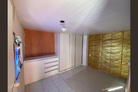 Casa para alugar com 48m², 2 quartos e sem vaga