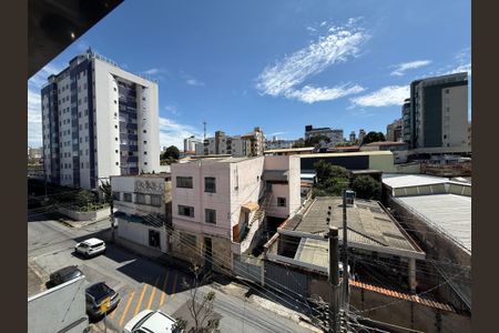 Apartamento para alugar com 131m², 2 quartos e 2 vagas