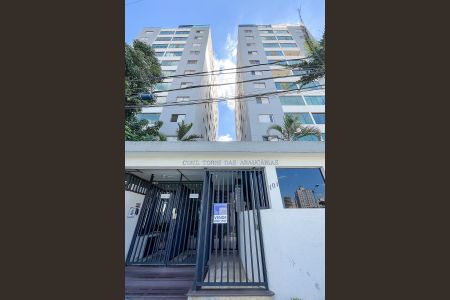 Apartamento à venda com 160m², 3 quartos e 1 vagaFachada + plaquinha