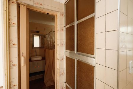 Apartamento à venda com 58m², 2 quartos e 1 vagaBanheiro 