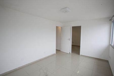 Sala de casa para alugar com 2 quartos, 70m² em Tanque, Rio de Janeiro
