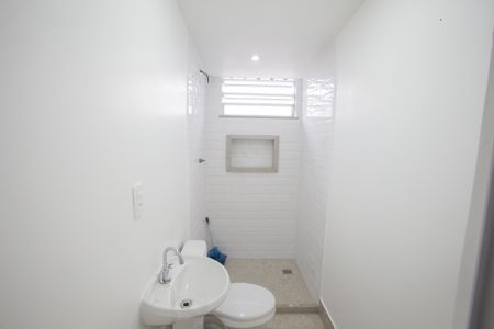 Casa para alugar com 70m², 2 quartos e sem vagaBanheiro Social