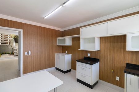 Casa à venda com 185m², 3 quartos e 4 vagasCozinha