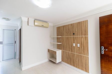 Casa à venda com 185m², 3 quartos e 4 vagasSuíte